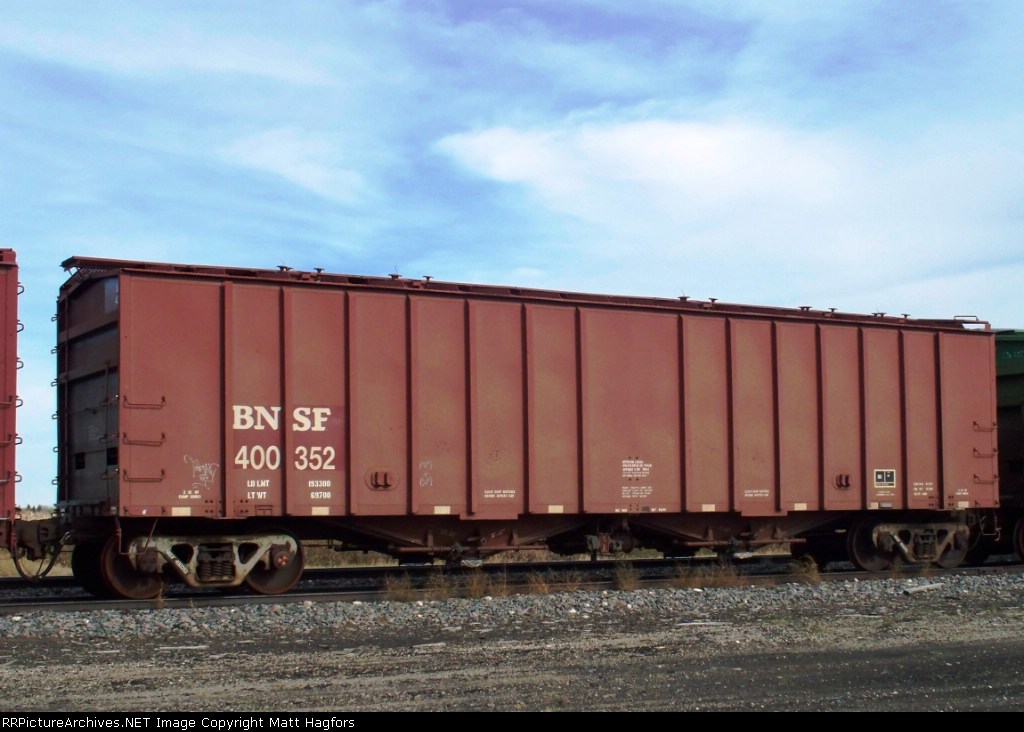 BNSF 400352