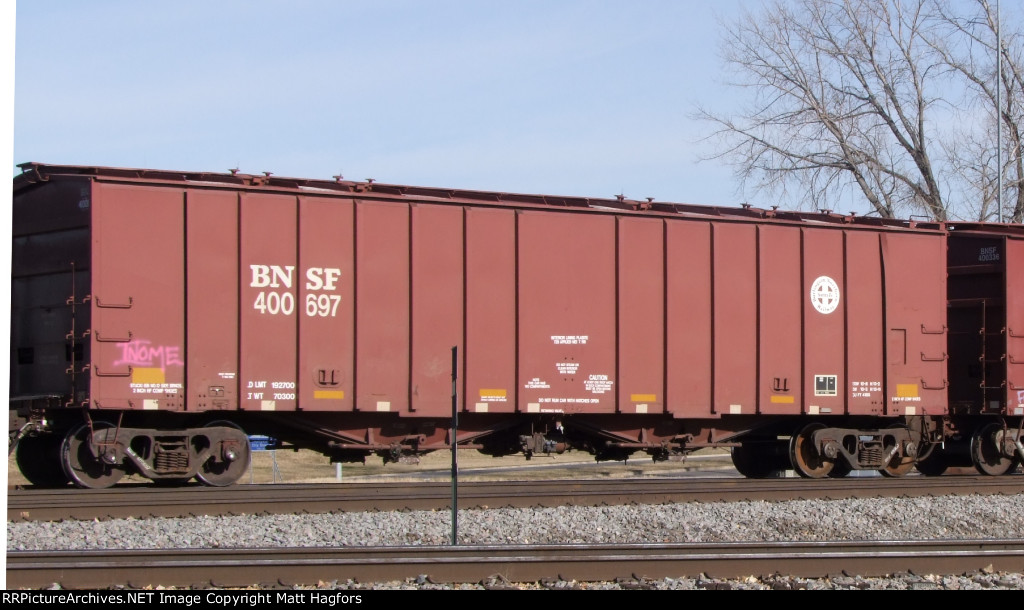 BNSF 400697