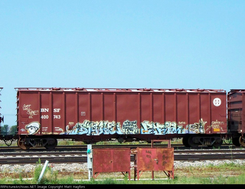 BNSF 400743
