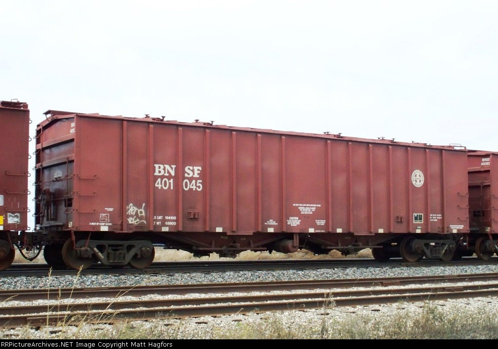 BNSF 401045