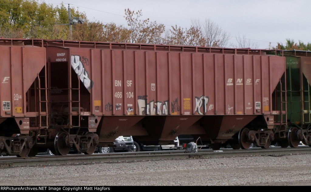 BNSF 466104
