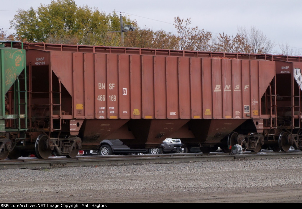 BNSF 466169