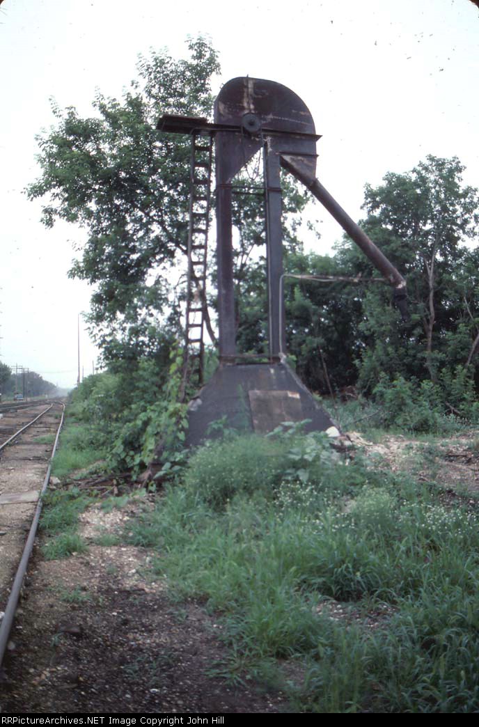 1244-06 C&NW conveyor (?) at Merriam Junction