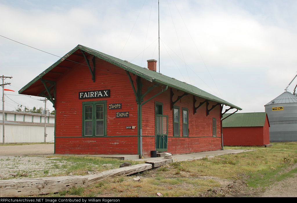 Former Chicago, Burlington & Quincy Railroad Depot