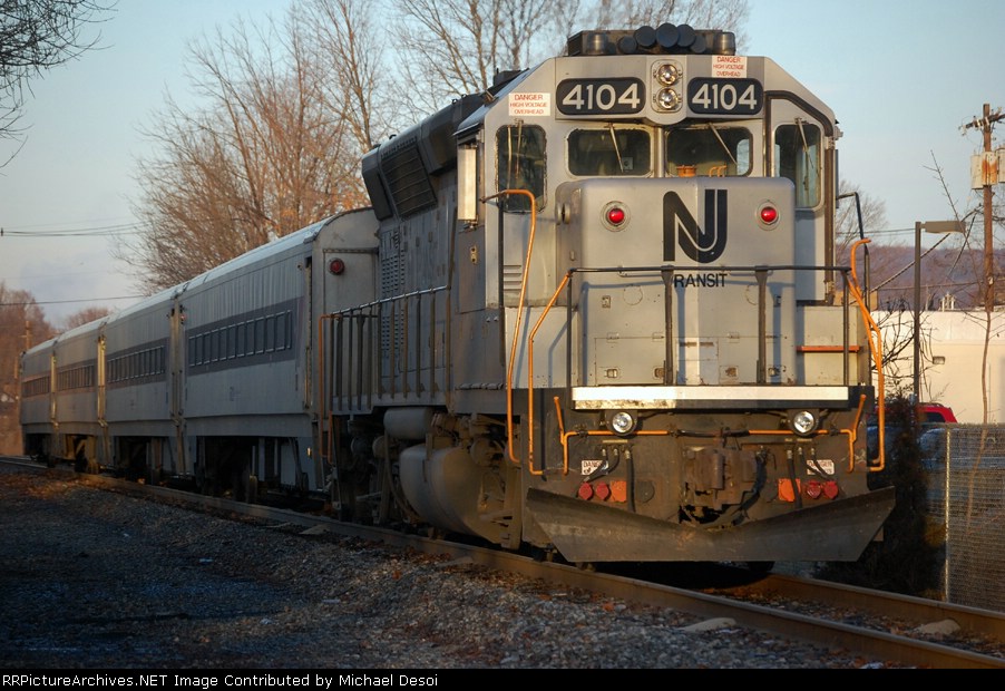NJT 4104 sits at the passenger station