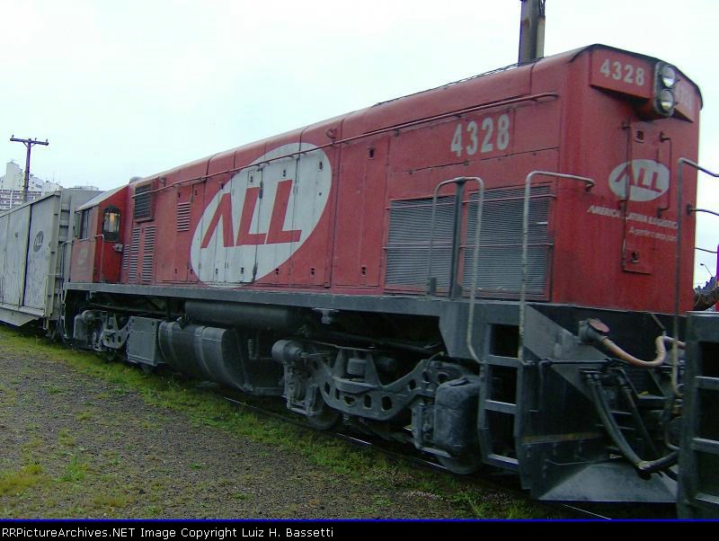 G22 4328 In Curitiba Station