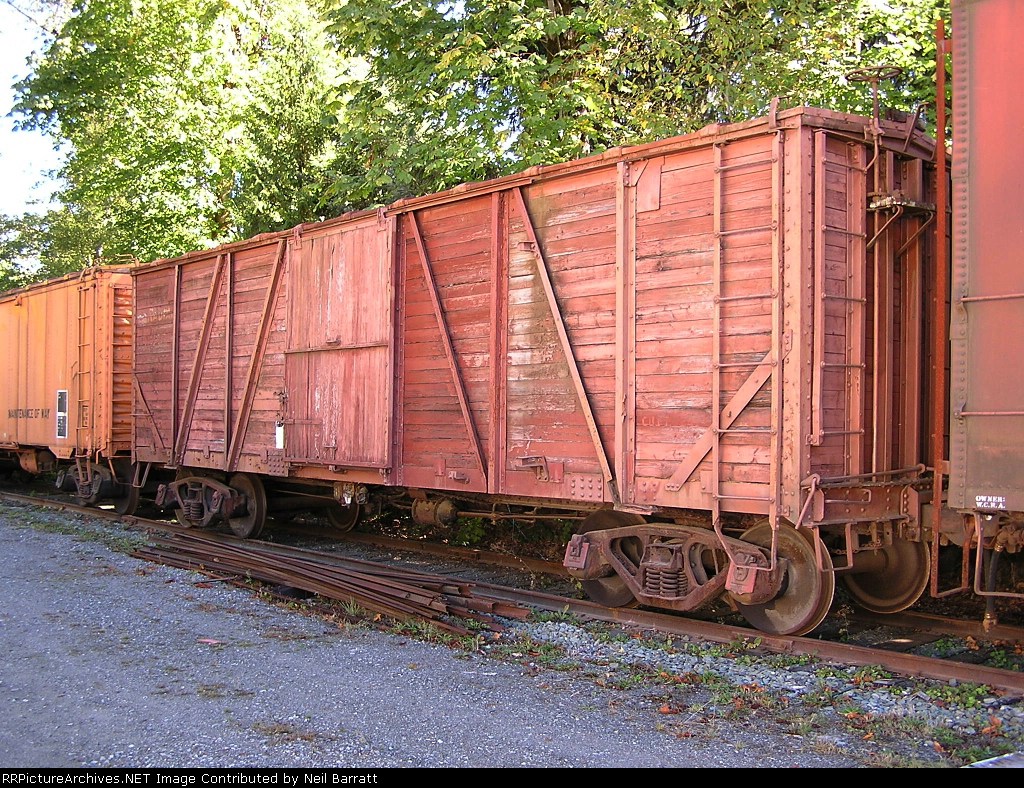 Outside Braced Single Sheathed Box Car