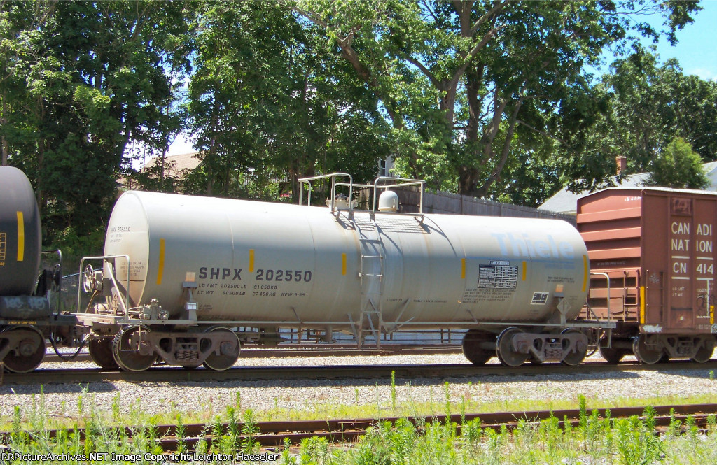 SHPX 202550 in Thiele paint
