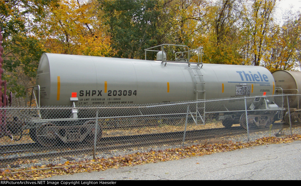 SHPX 203094 in Thiele paint