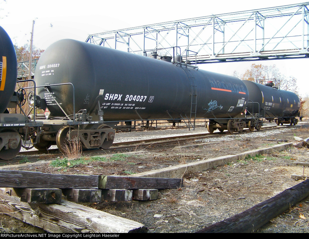 SHPX 204027 with Macintyre Fuels painted over