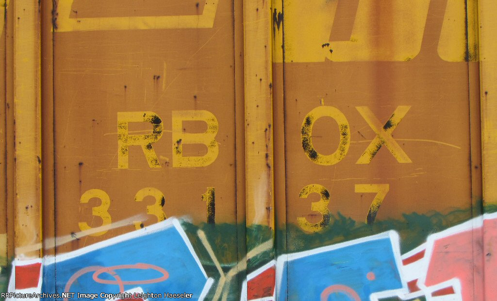 RBOX 33137 stencil detail