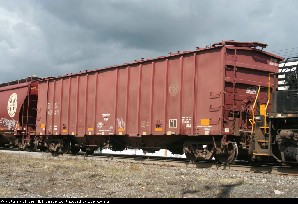BNSF 400411