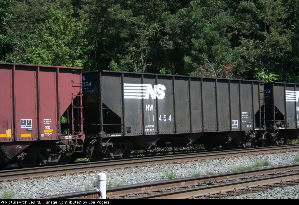 NW 11454