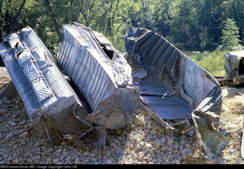 1201-25 BN derailment site next to Dairyland Power Coop