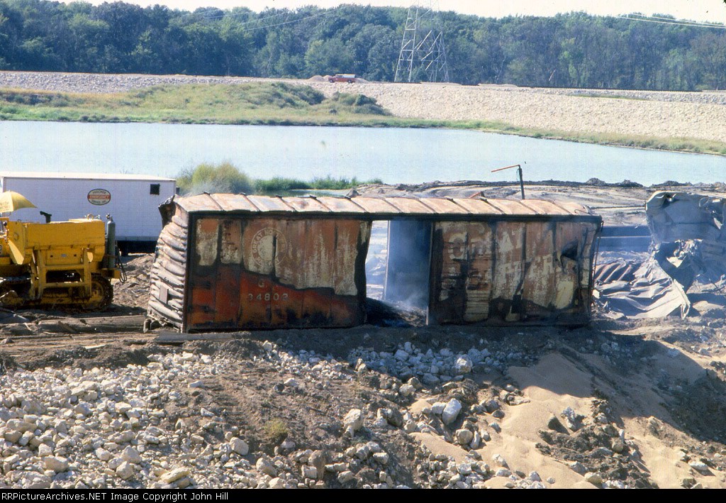 1201-29 BN derailment site next to Dairyland Power Coop