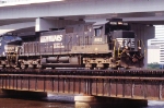 NS 8863 leading an NS transfer to FEC