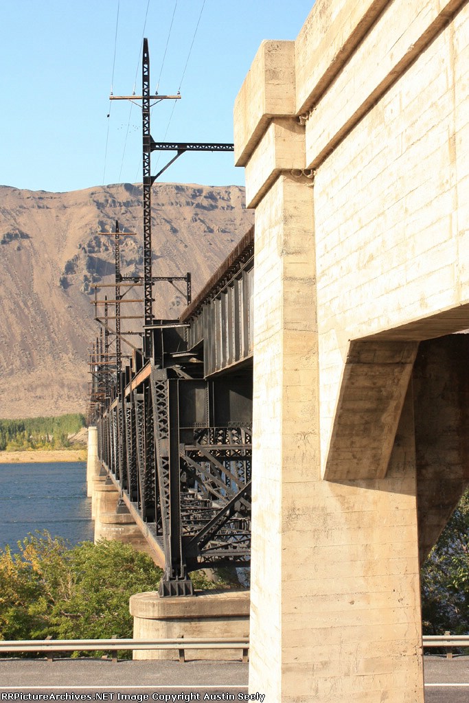 Columbia River bridge