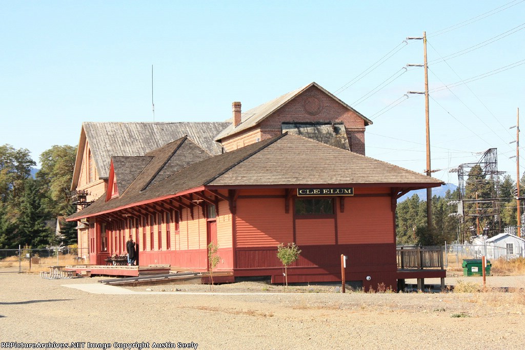 Cle Elum depot