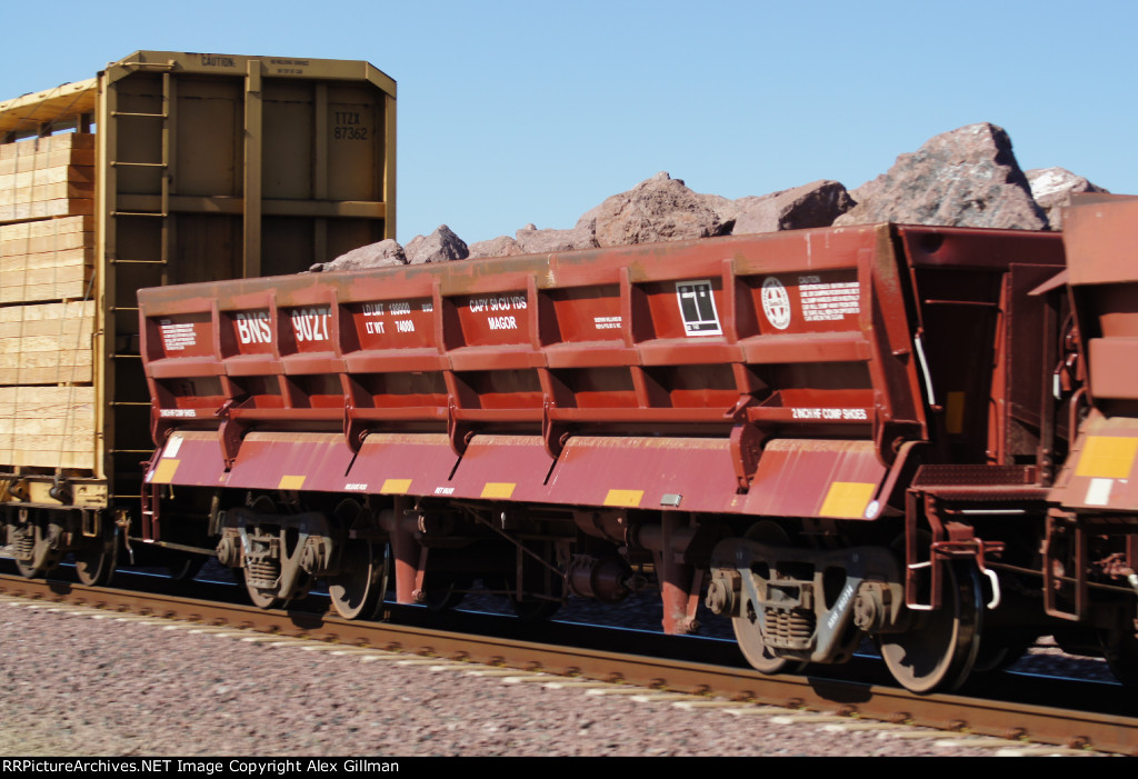 BNSF 90273 Eastbound, Loaded