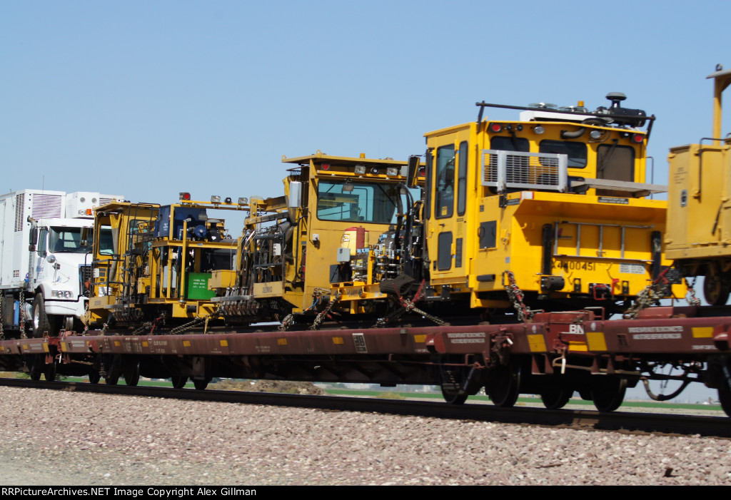 BNSF 927266 Eastbound, Loaded