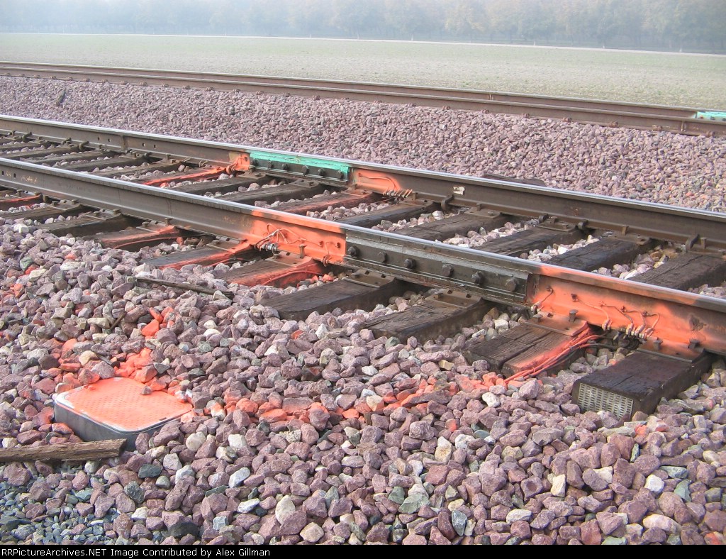 More Colorful Tracks