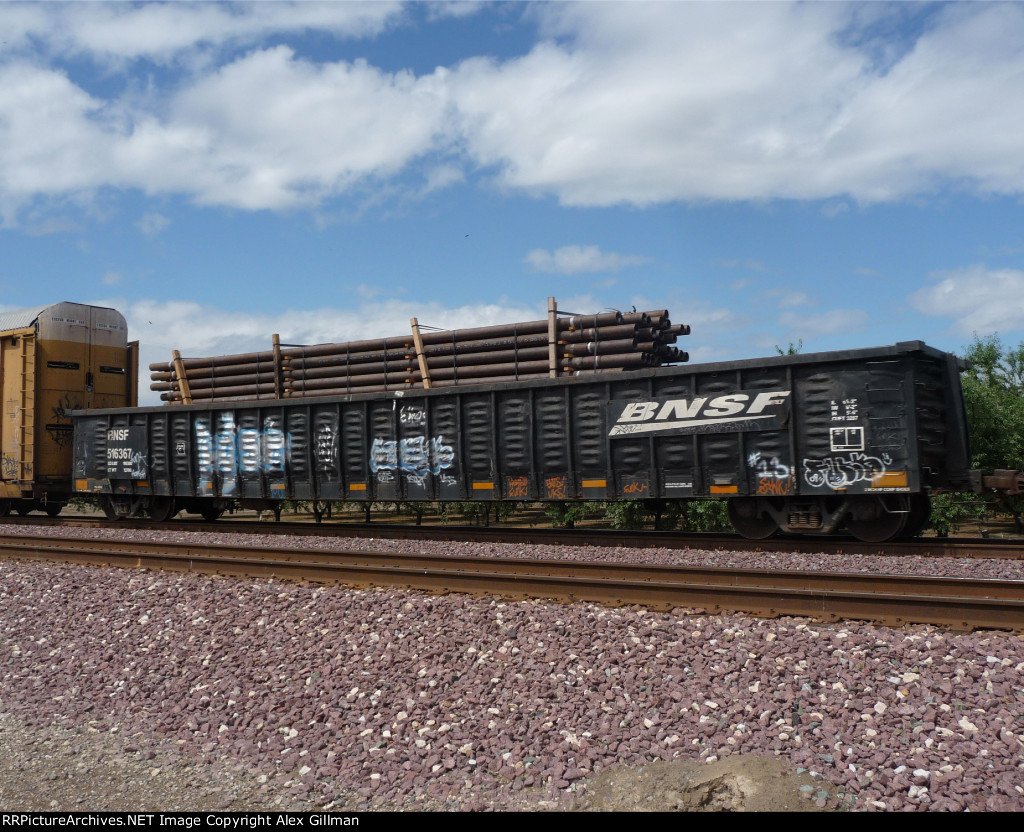 BNSF 516367 Westbound, Loaded