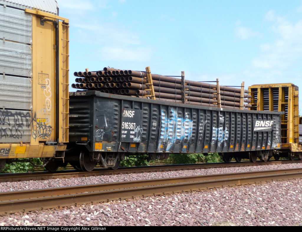 BNSF 516367 Westbound, Loaded