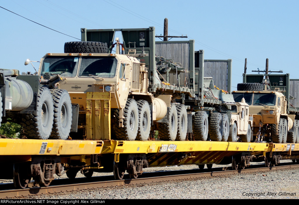 DODX 42224 Northbound, Military Loaded