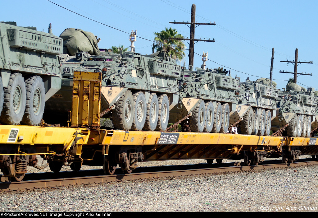 DODX 42011 Northbound, Military Loaded