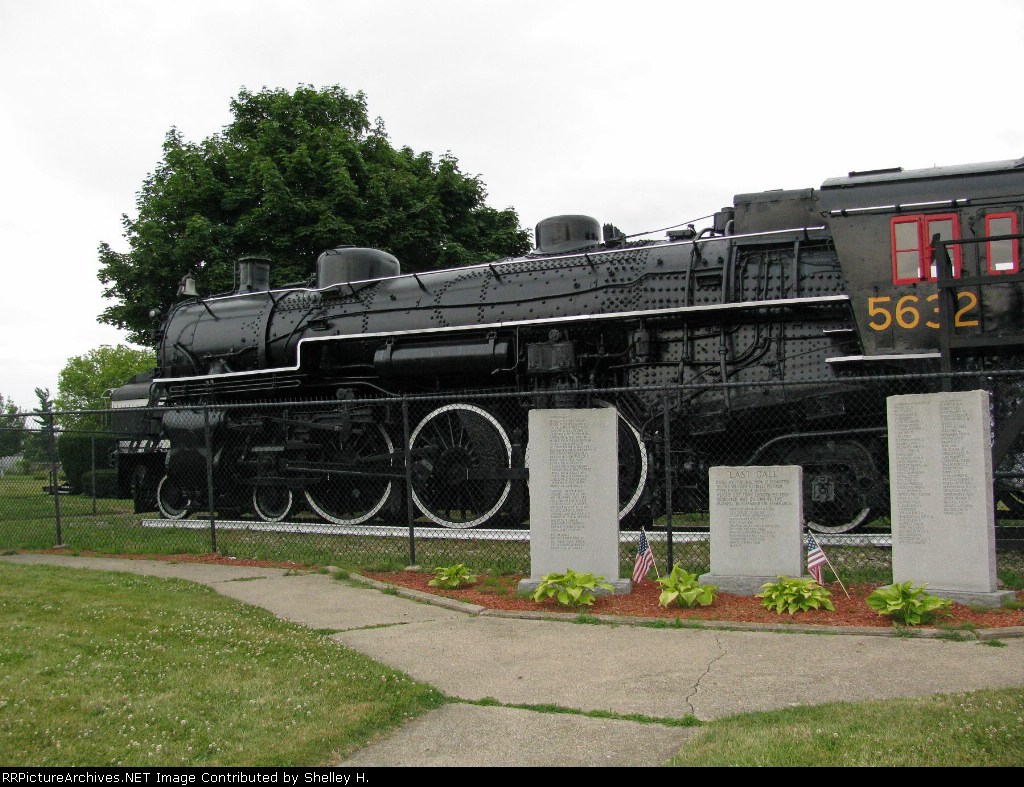 Full View of the Steamer