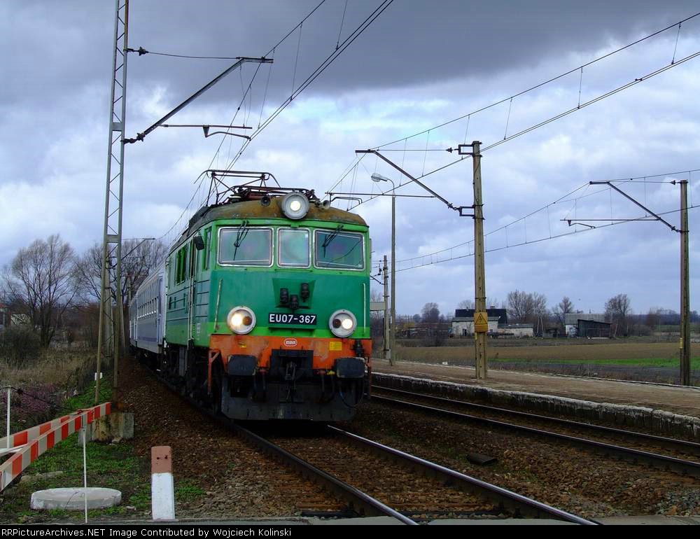 EU07-367