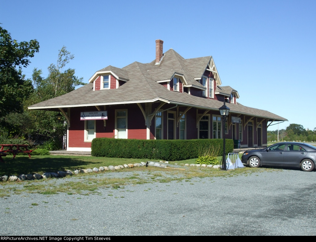 Hank Snow Home Town Museum