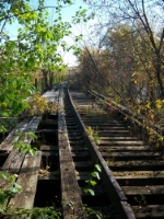 Rock Island approach to the bridge