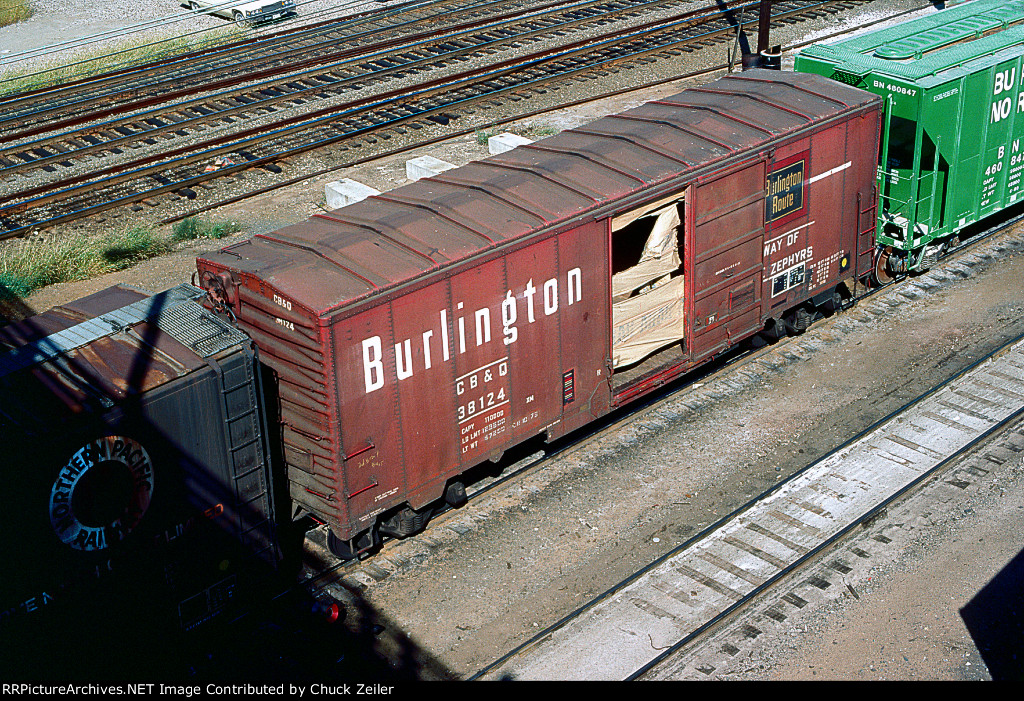 CB&Q Class XM-32 38124