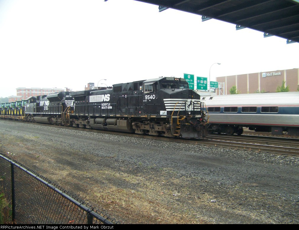 Norfolk Southern 9540 and 2676