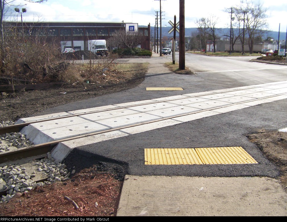 Railroad crossing replacement day 4