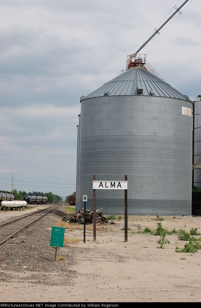 Nebraska, Kansas & Colorado Railnet Mainline Track looking East