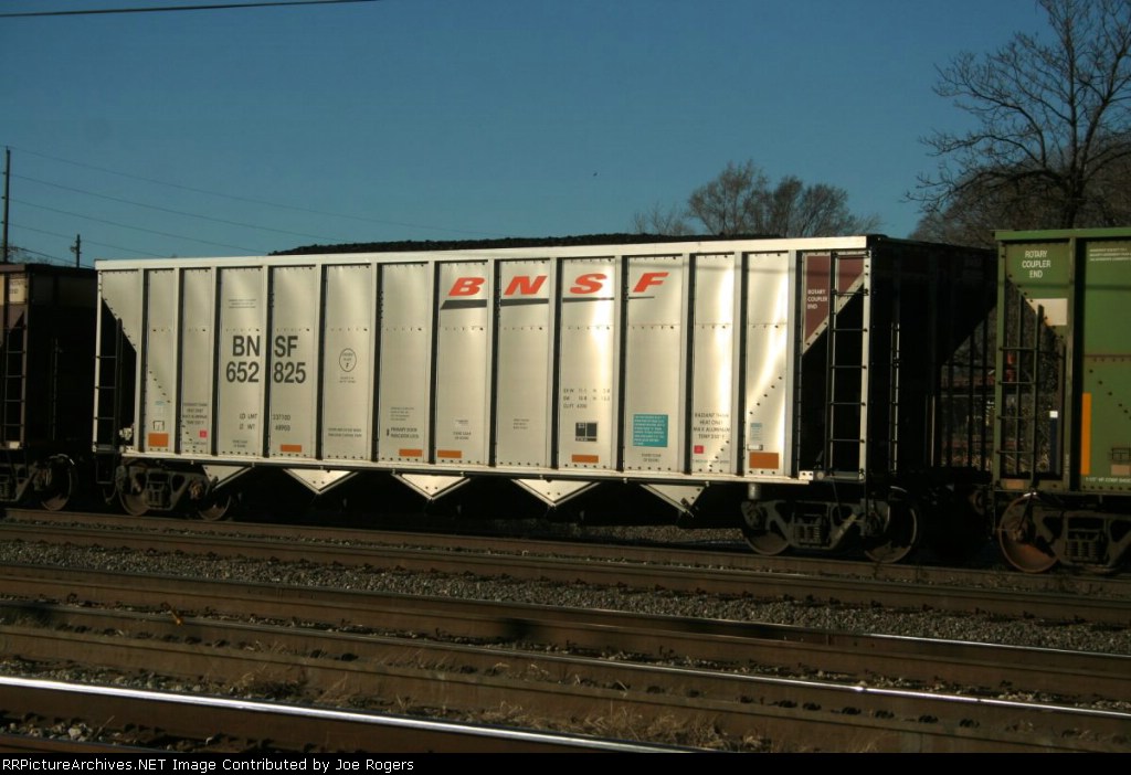 BNSF 652825