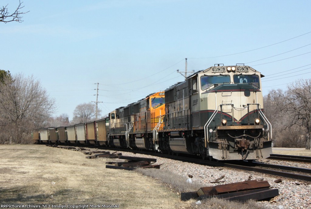 BNSF 9536