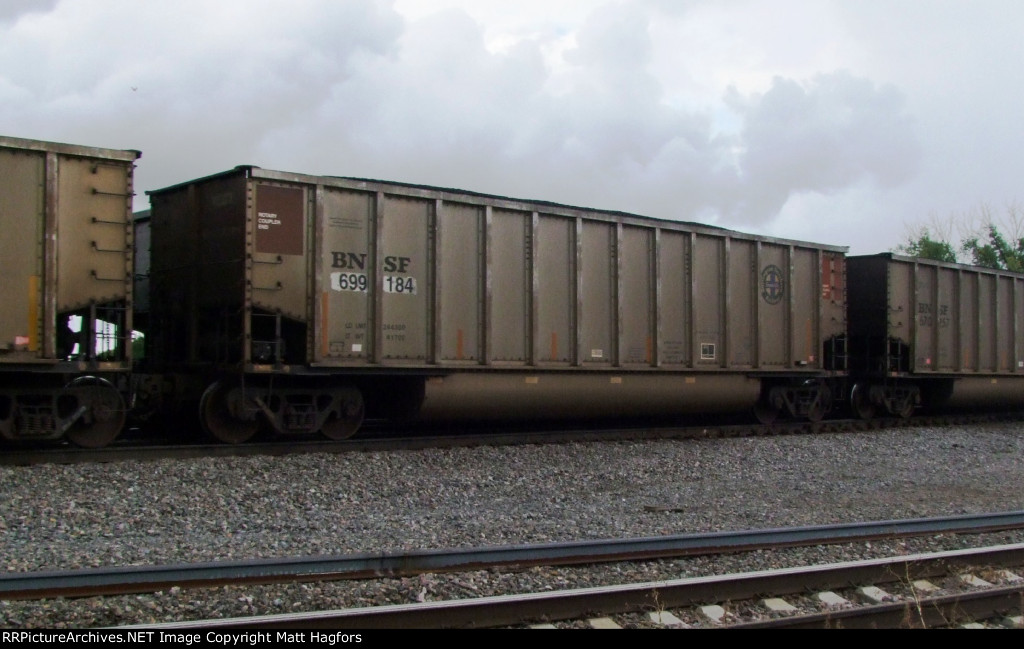 BNSF 699184