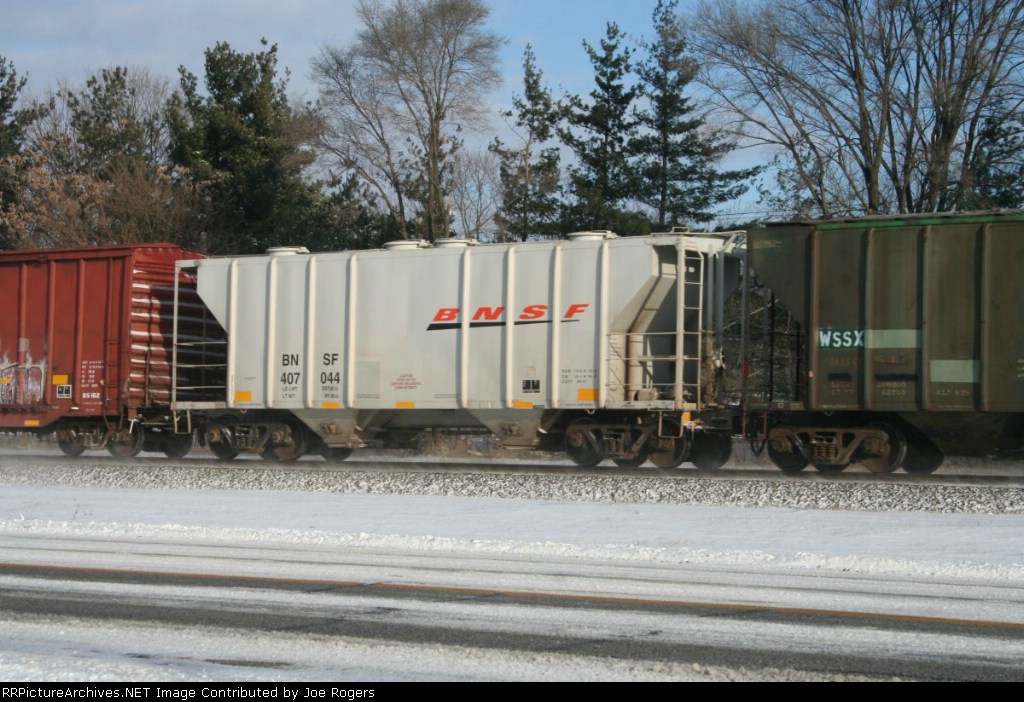 BNSF 407044