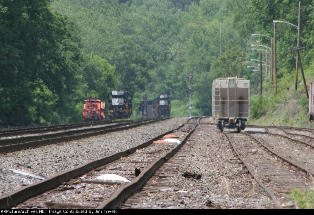 Pennsy yard at Midland
