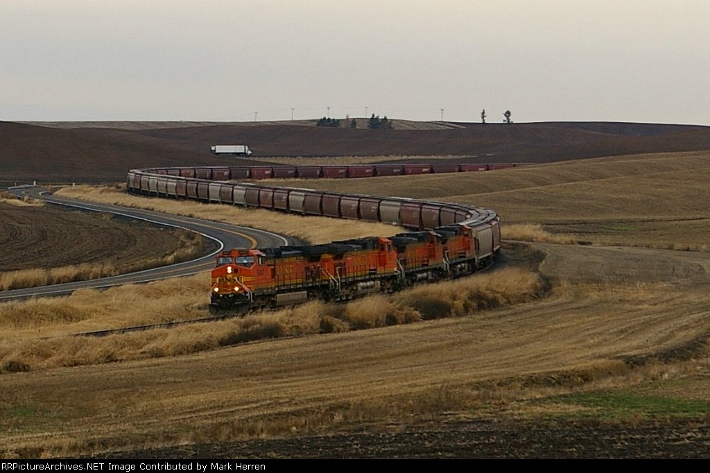 BNSF 5447 South