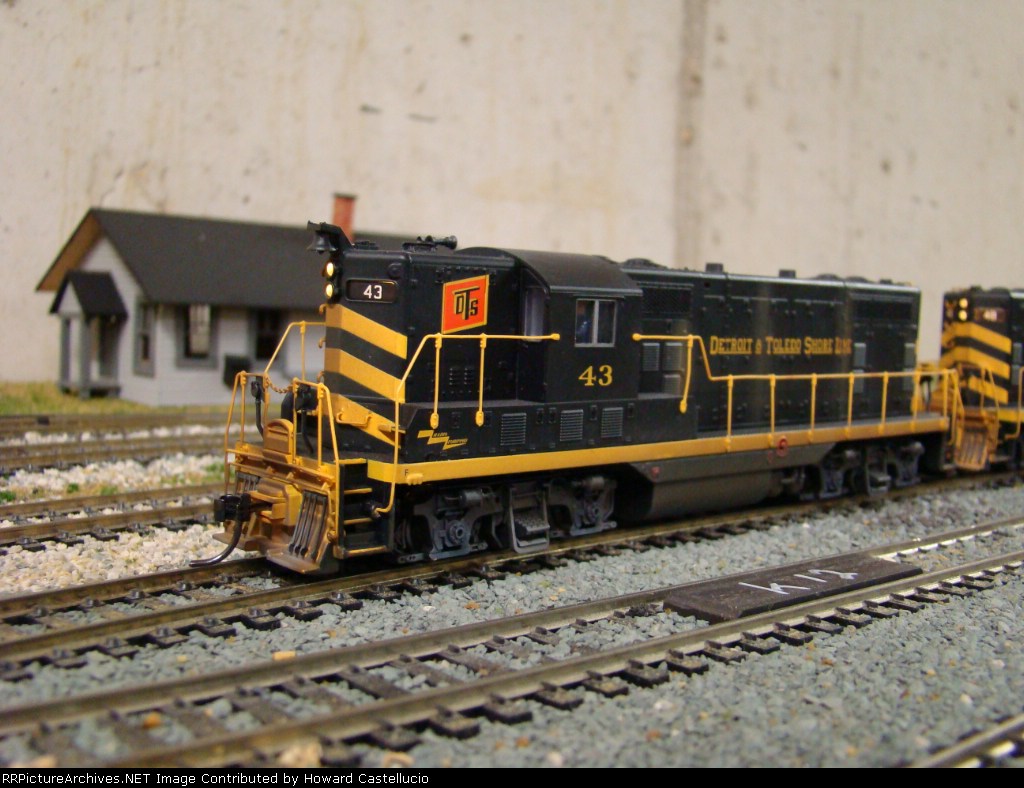 D&TSL Gp 7s leaving Mansfield yd with train 382 