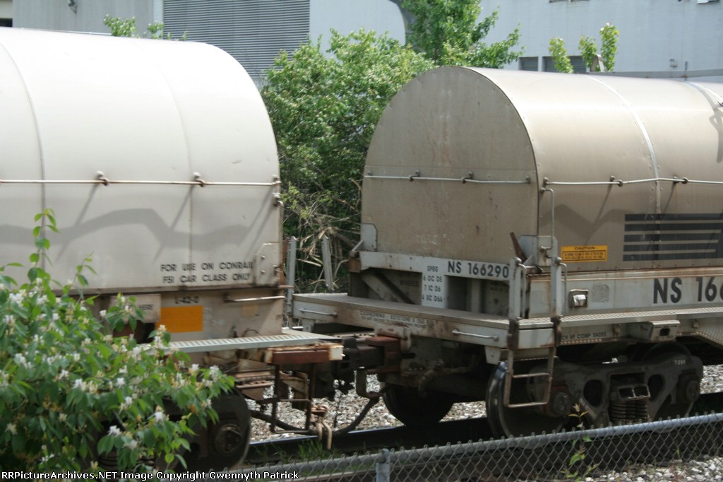 NS 166290 end of coil car detail