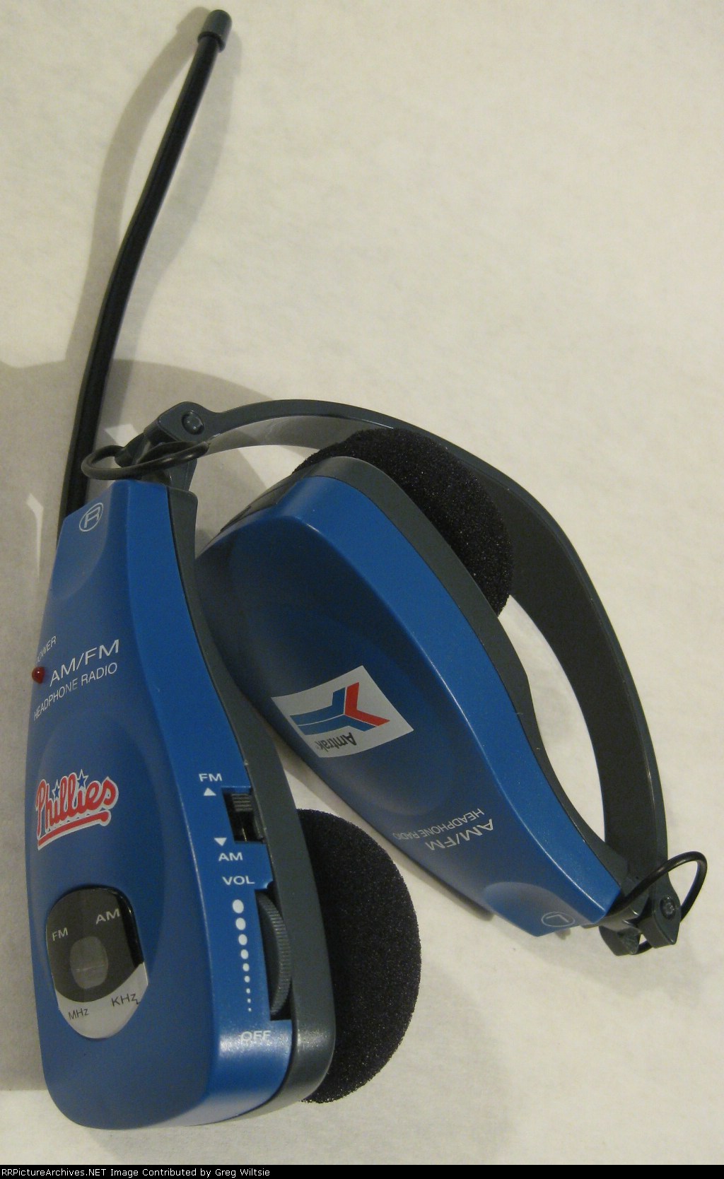 Amtrak/Phillies Foldable Headphone Radio