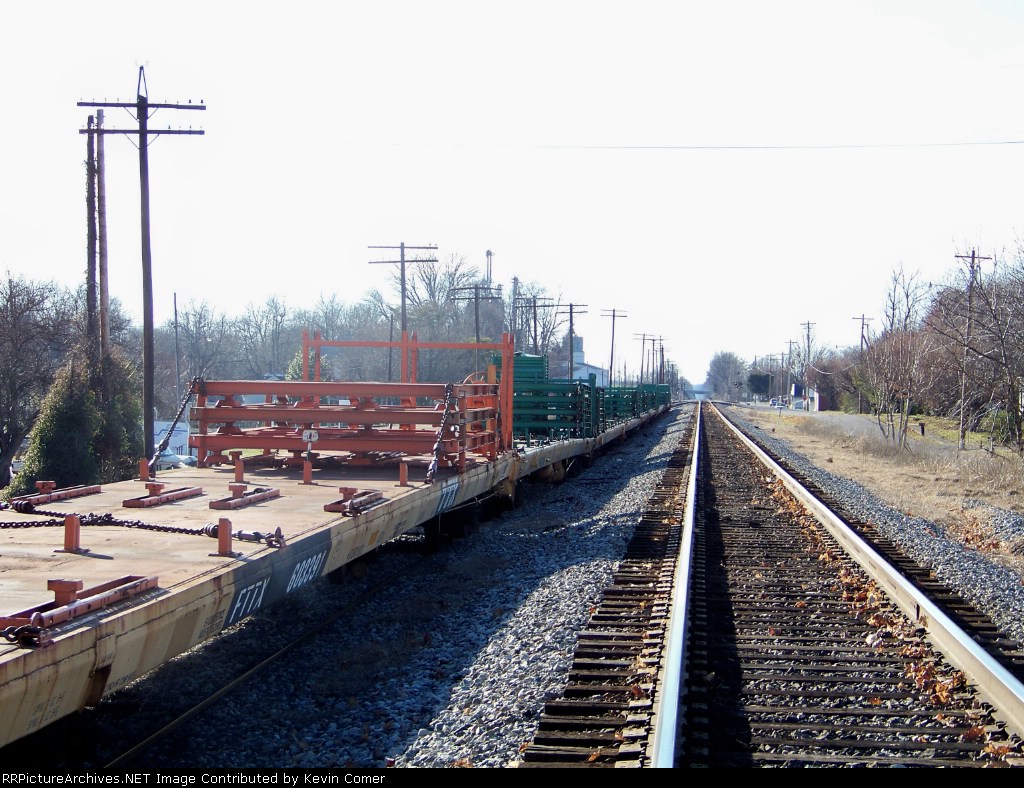 Looking south from the former north leg of the wye 1/2/2009