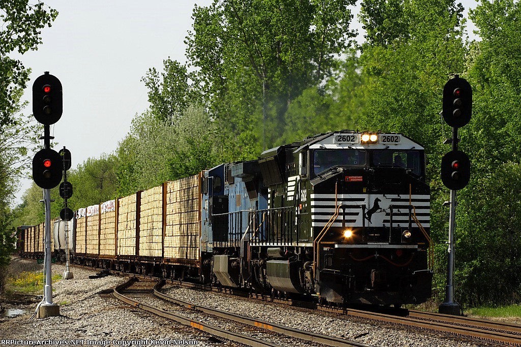 NS 2602 SD70M