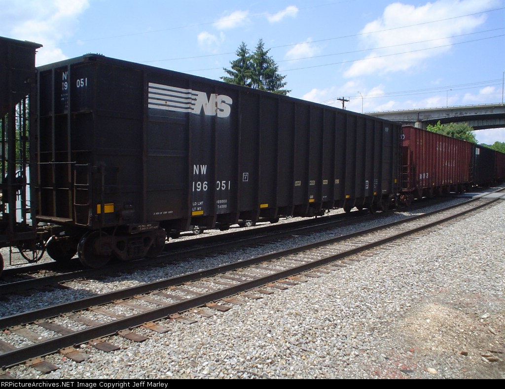 NW 196051