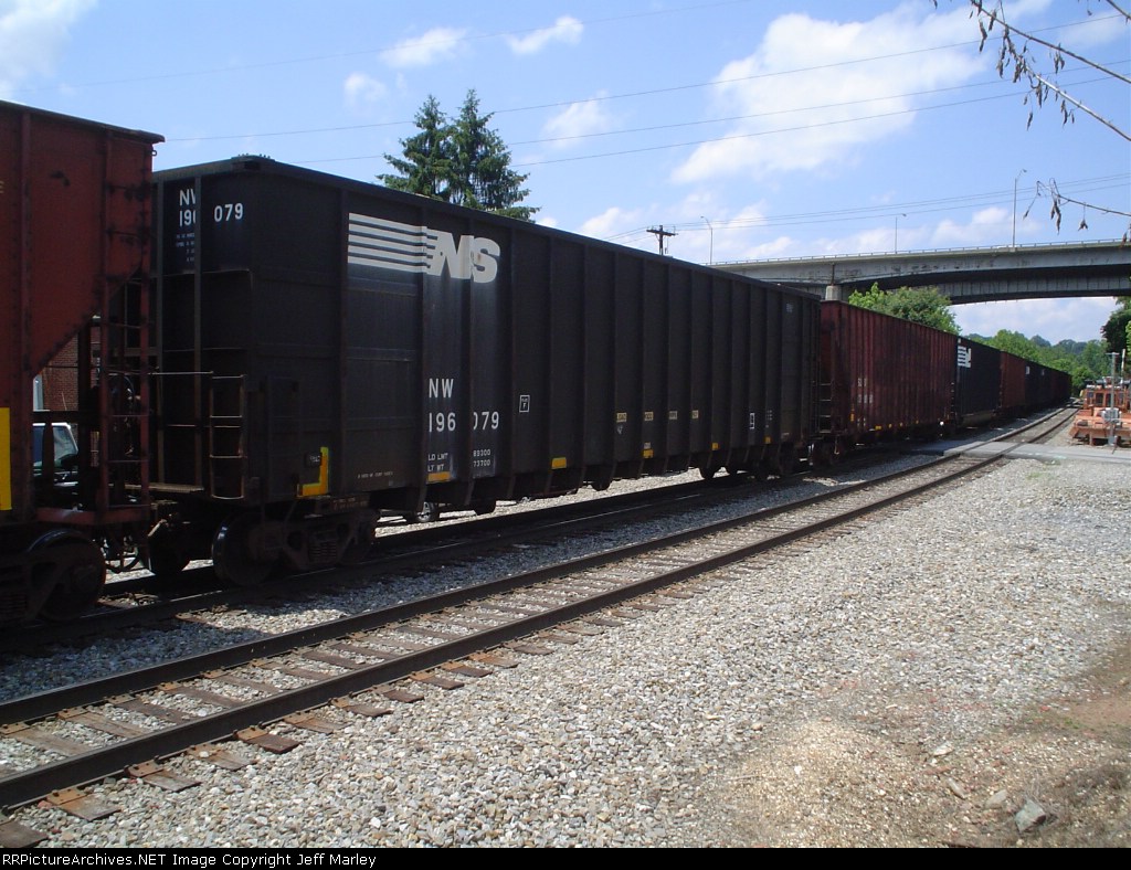 NW 196079